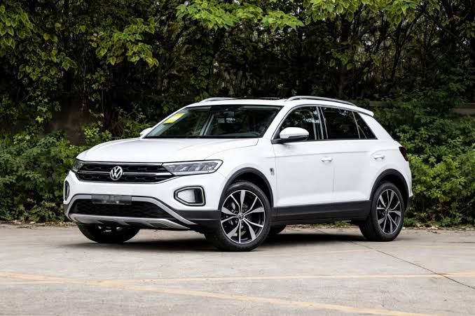 Volkswagen T-ROC Tange 2026MY 300TSI DSG 2WD Fashion Edition